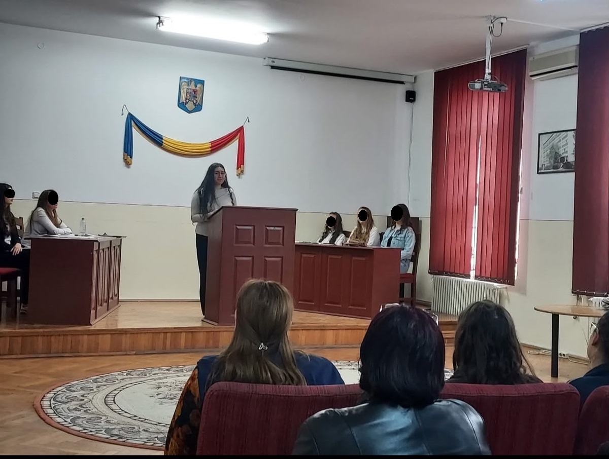 Melinda Teodora Necula elevă 10 Bac