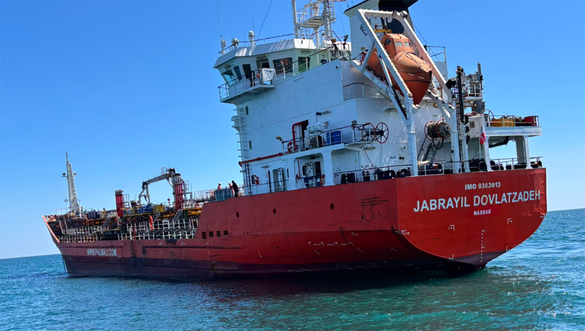 FOTO VIDEO Intervenție URGENTĂ lângă Portul Constanța: Marinar aflat la bordul unei nave sub pavilion Bahamas, transportat la spital