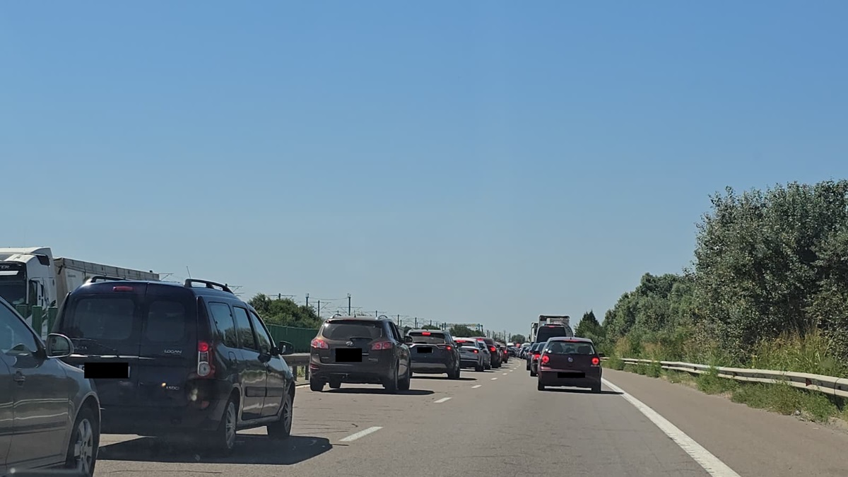 Restricții pe autostrada A2, București - Constanța, de sărbătoarea Adormirii Maicii Domnului