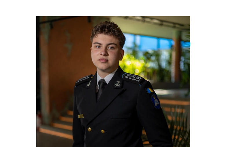 Tinerii excepționali ai Colegiului Național Militar Alexandru Ioan Cuza: Tehnologie, disciplină și viziune - Teodor Lăzăroaie a fost ADMIS la Academia Forțelor Aeriene Henri Coandă