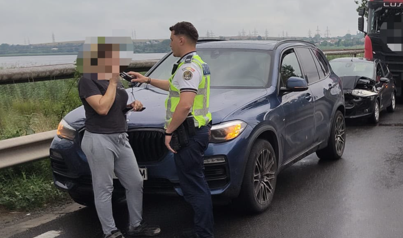 Vama Veche: Depistat la volan cu alcool record, un șofer refuză recoltarea de probe biologice