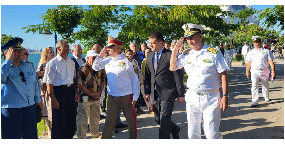 FOTO Ministrul Apărării a ajuns la Constanța: Radu Miruță participă la Ziua Recunoștinței, marcată de marinarii militari