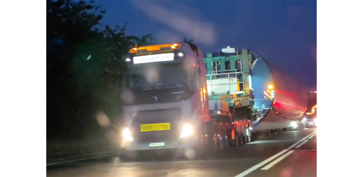 VIDEO Atenție, șoferi! Trafic aglomerat pe DN2A în zona Hanul Morilor - Hârșova din cauza unor transporturi agabaritice
