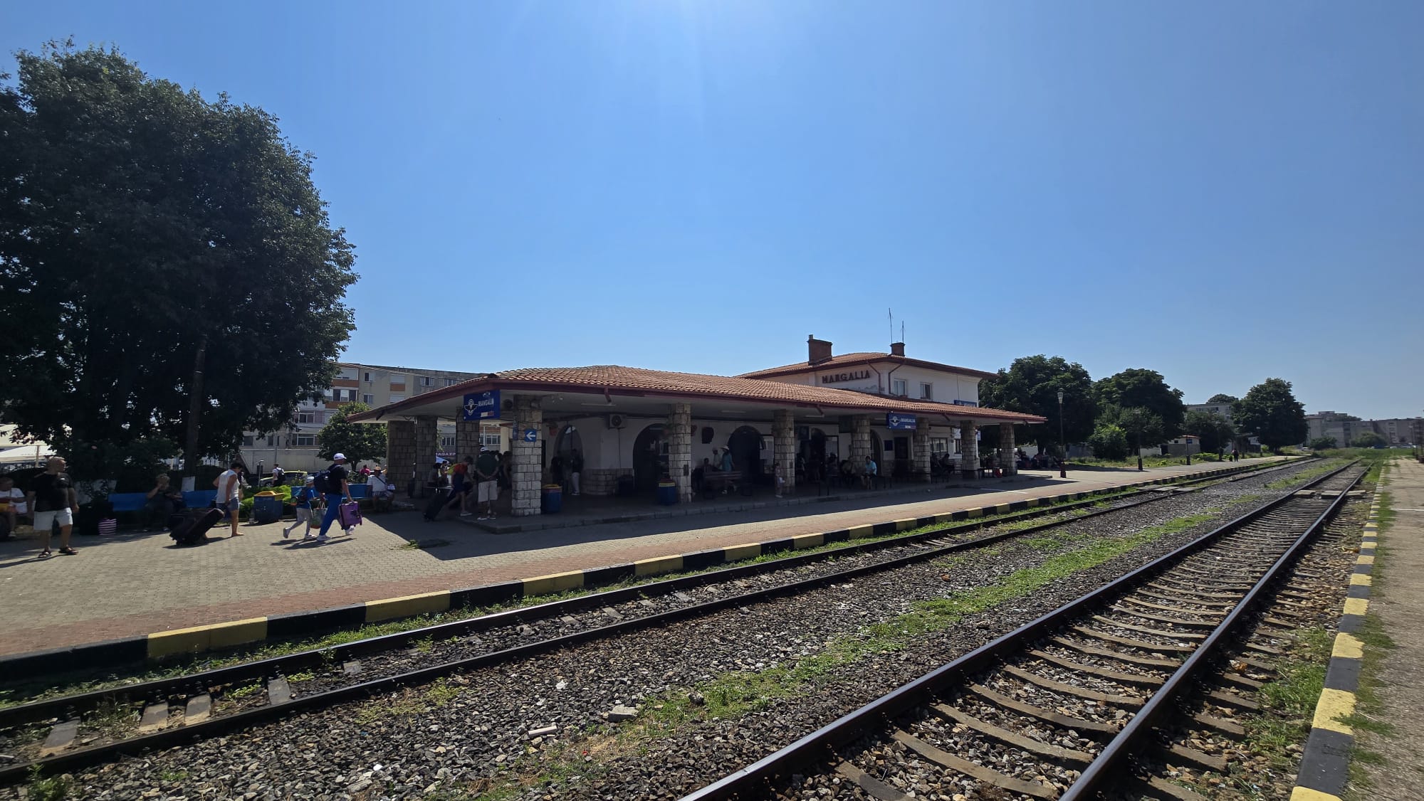 Canicula dă peste cap traficul feroviar spre litoral: Restricții de viteză pe ruta Mangalia - Constanța