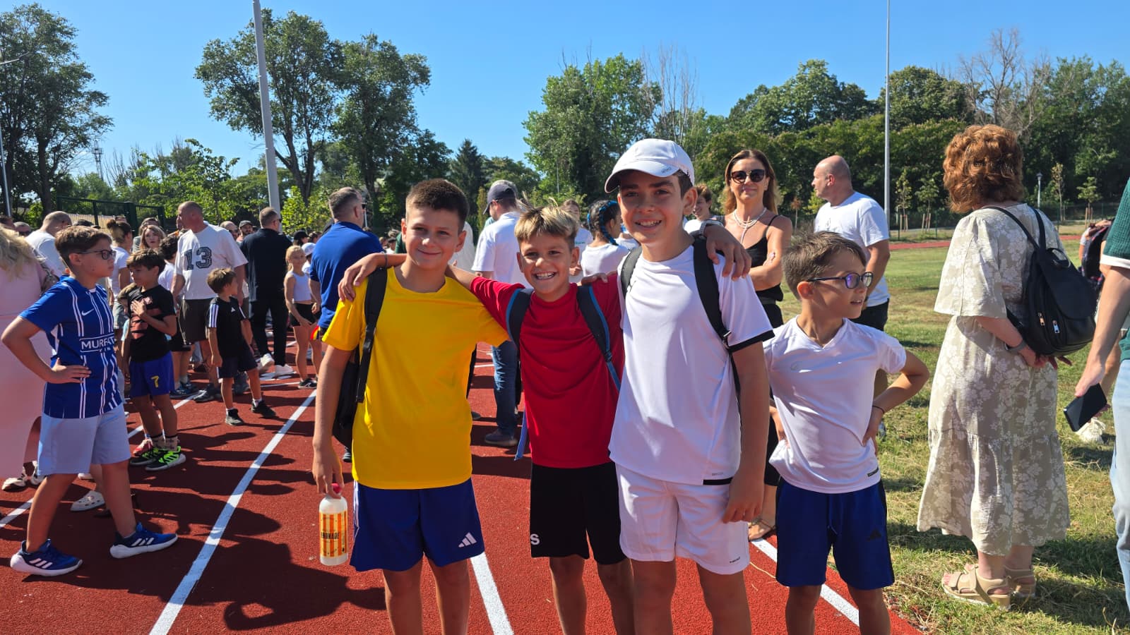 Inaugurarea pistei de atletism de la Palatul Copiilor