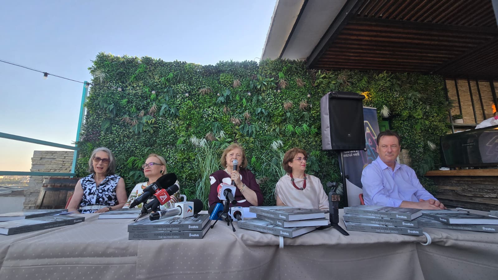 Lansare volum Aurelia Lăpușan