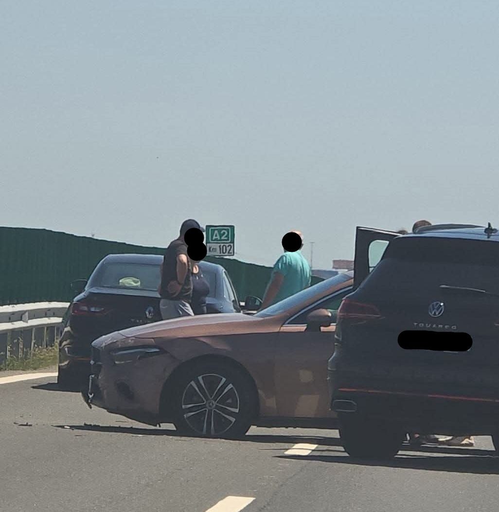 Accident pe A2, sensul spre Constanța. Se circulă bară la bară în zona Fetești