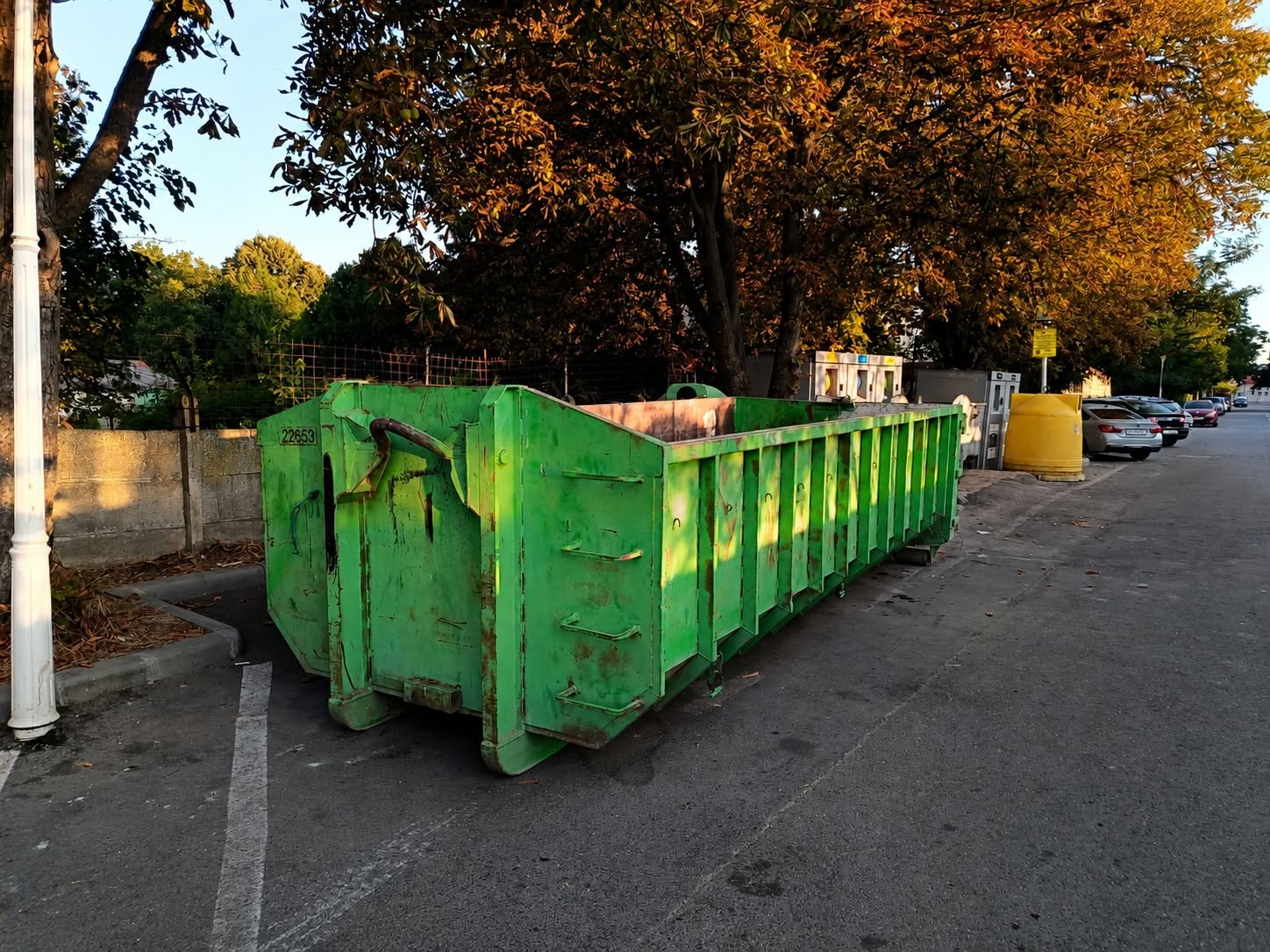Atenție la deșeurile voluminoase, avertizează Polaris! Containerele speciale sunt amplasate, în această săptămână, în cartierele Brătianu și Palas