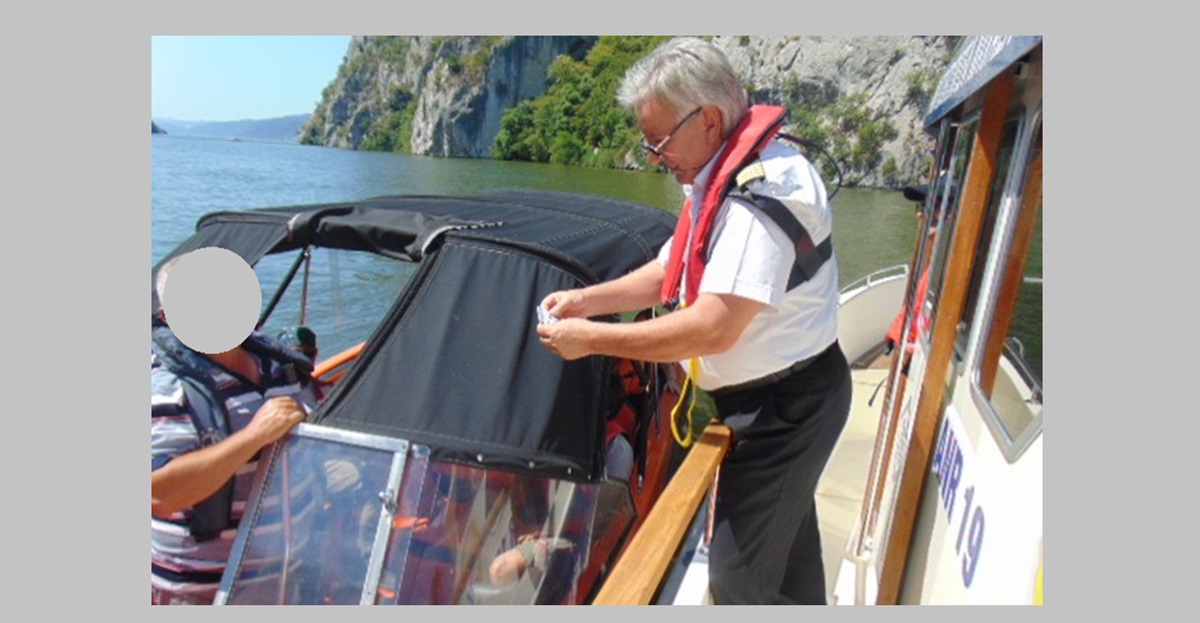 FOTO ANR a verificat aproape 230 de ambarcațiuni din domeniul agrementului nautic! S-au dat amenzi de 24.000 de euro
