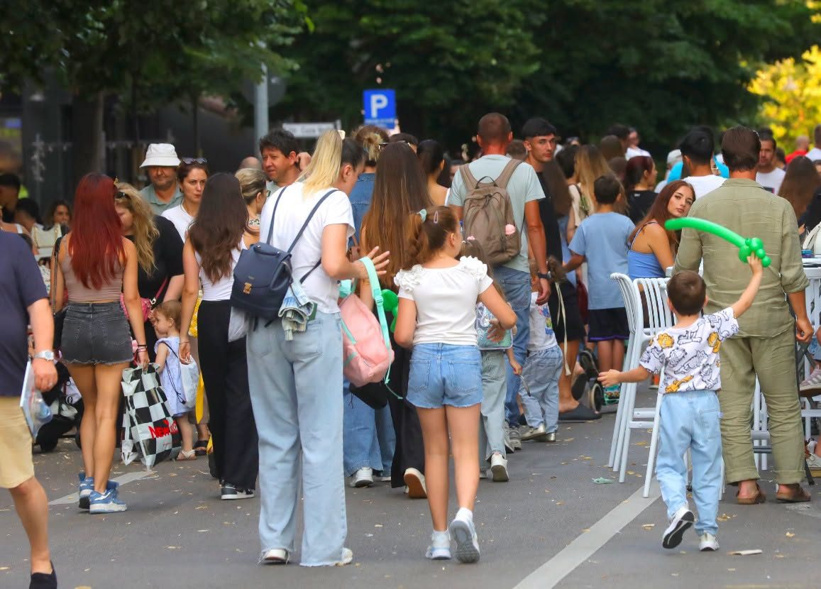 Bulevardul Tomis redevine pietonal, sâmbătă, pe tronsonul cuprins între bulevardul Mamaia și bulevardul Ferdinand