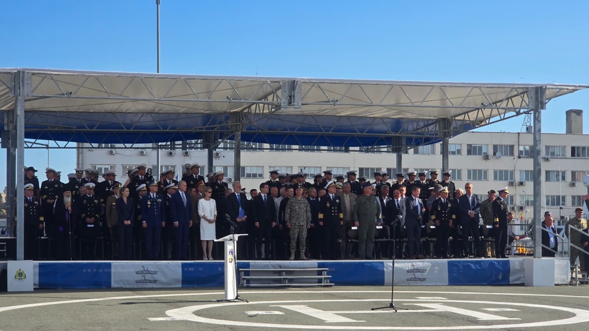 LIVE FOTO VIDEO Bricul Mircea a revenit la Constanța, după 5 luni de marș! Cine este prezent la întâmpinarea studenților militari