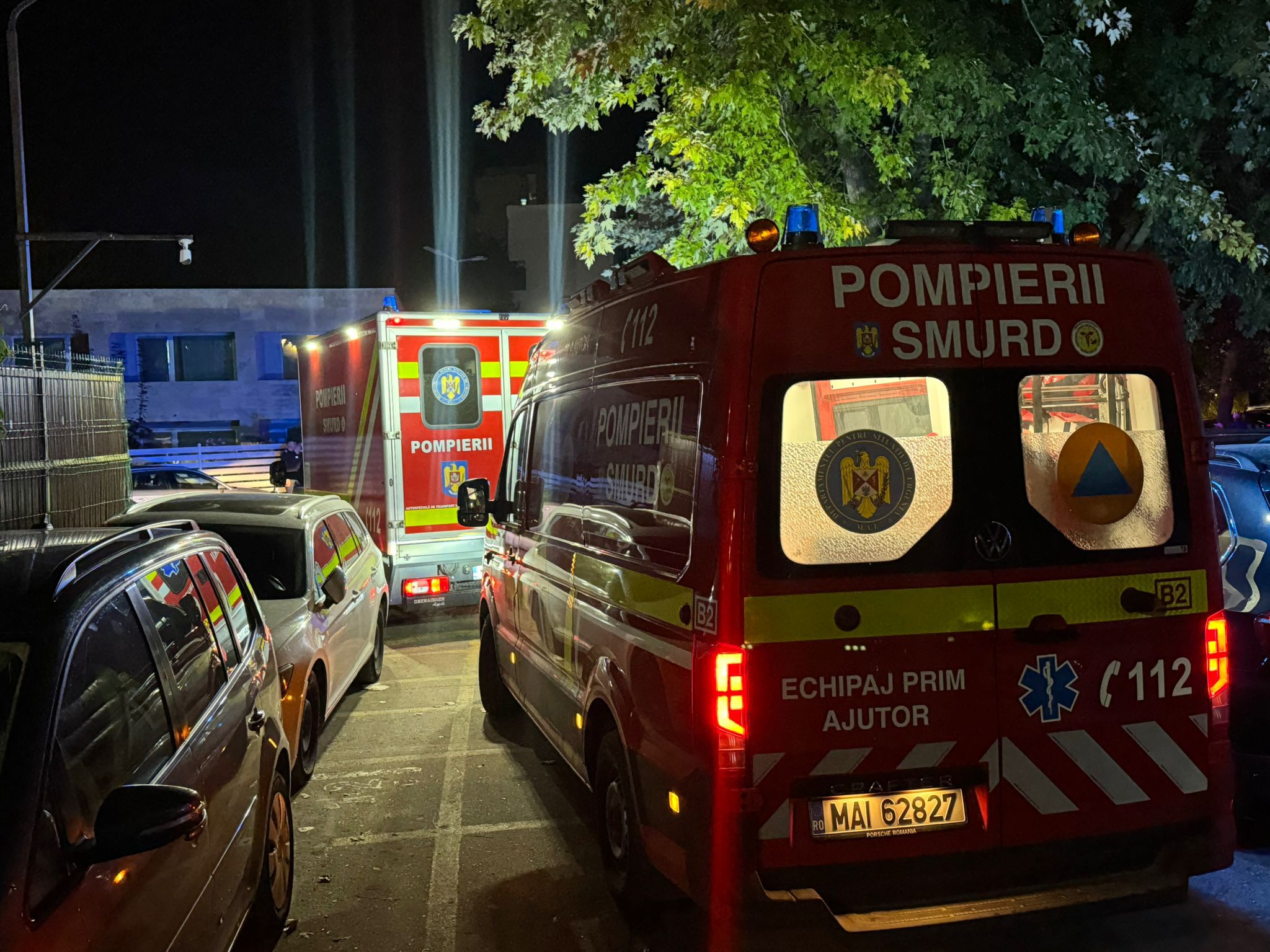 VIDEO UPDATE Plan ROȘU activat la hotelul Neko din Saturn. 6 persoane transportate la spital, 20 adulți și 8 minori - asistați la fața locului