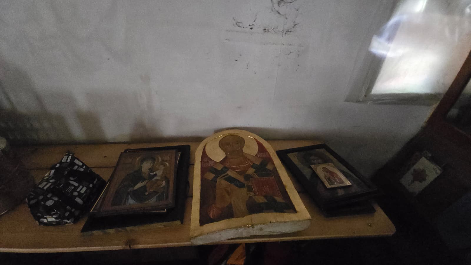 Scandal Biserica Izvorul Tămăduirii