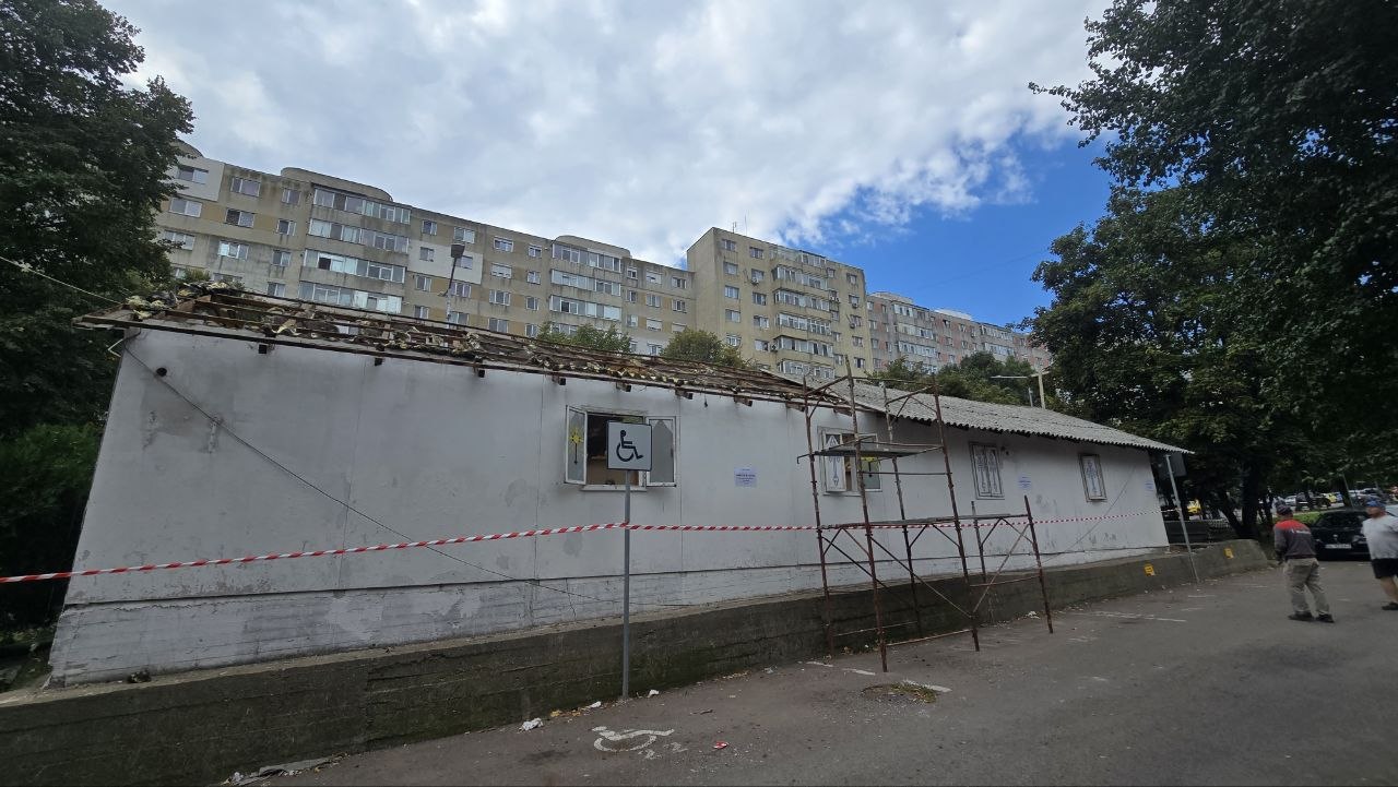 FOTO A început demolarea Bisericii Izvorul Tămăduirii de pe bulevardul Tomis!