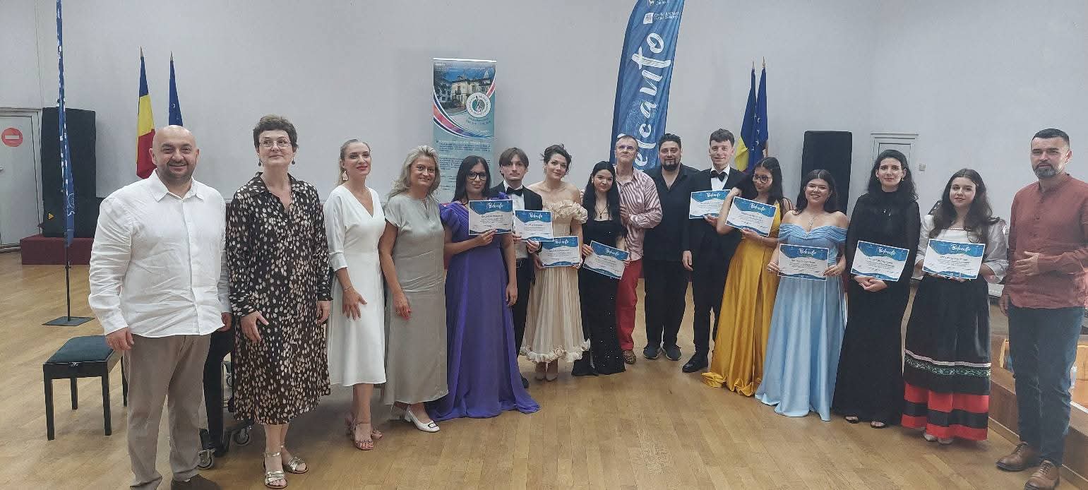 Rădulescu Andrei a obținut Premiul al III-lea la cea de-a V-a ediție a Festivalului–concurs național de muzică clasică „Belcanto”