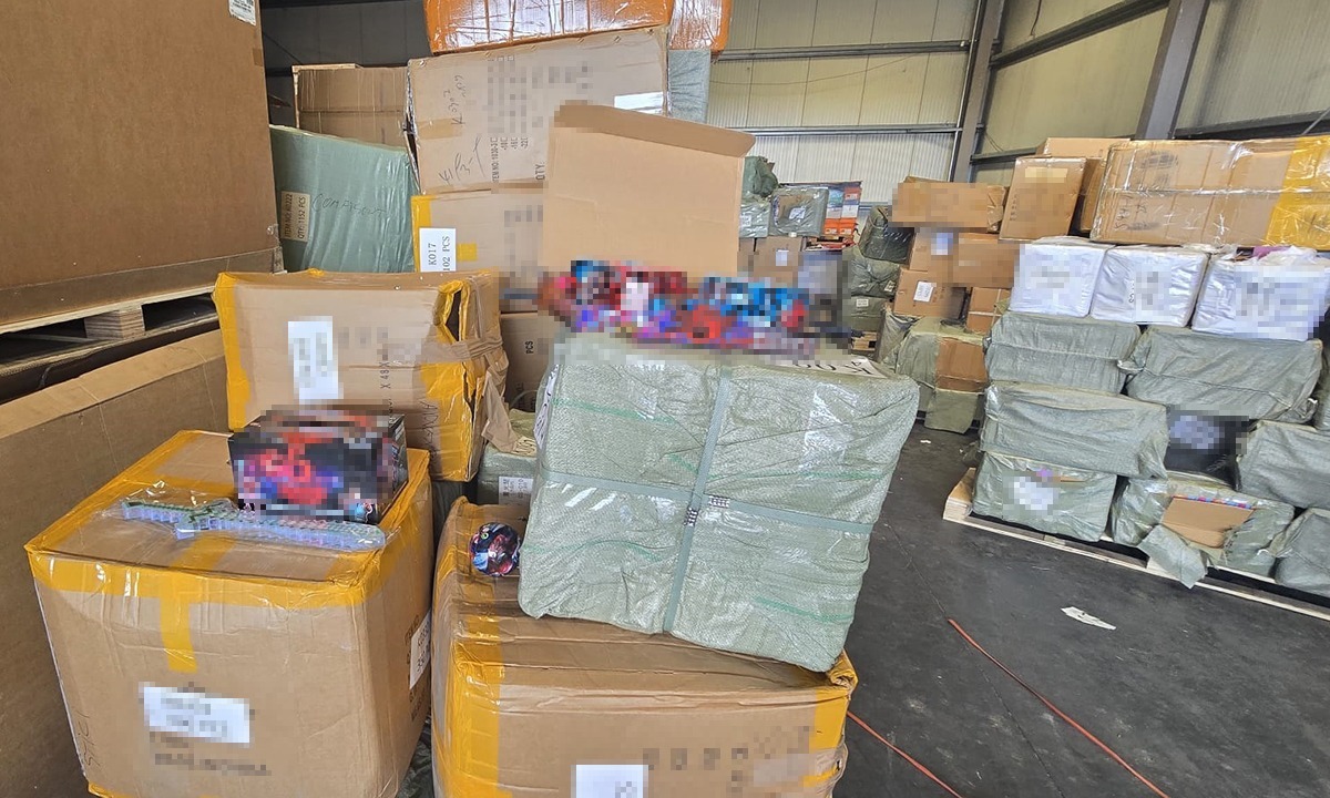 Lovitură în Portul Constanța: 60.000 de jucării suspecte de contrafacere, în valoare de peste 700.000 de lei, descoperite într-un container din China